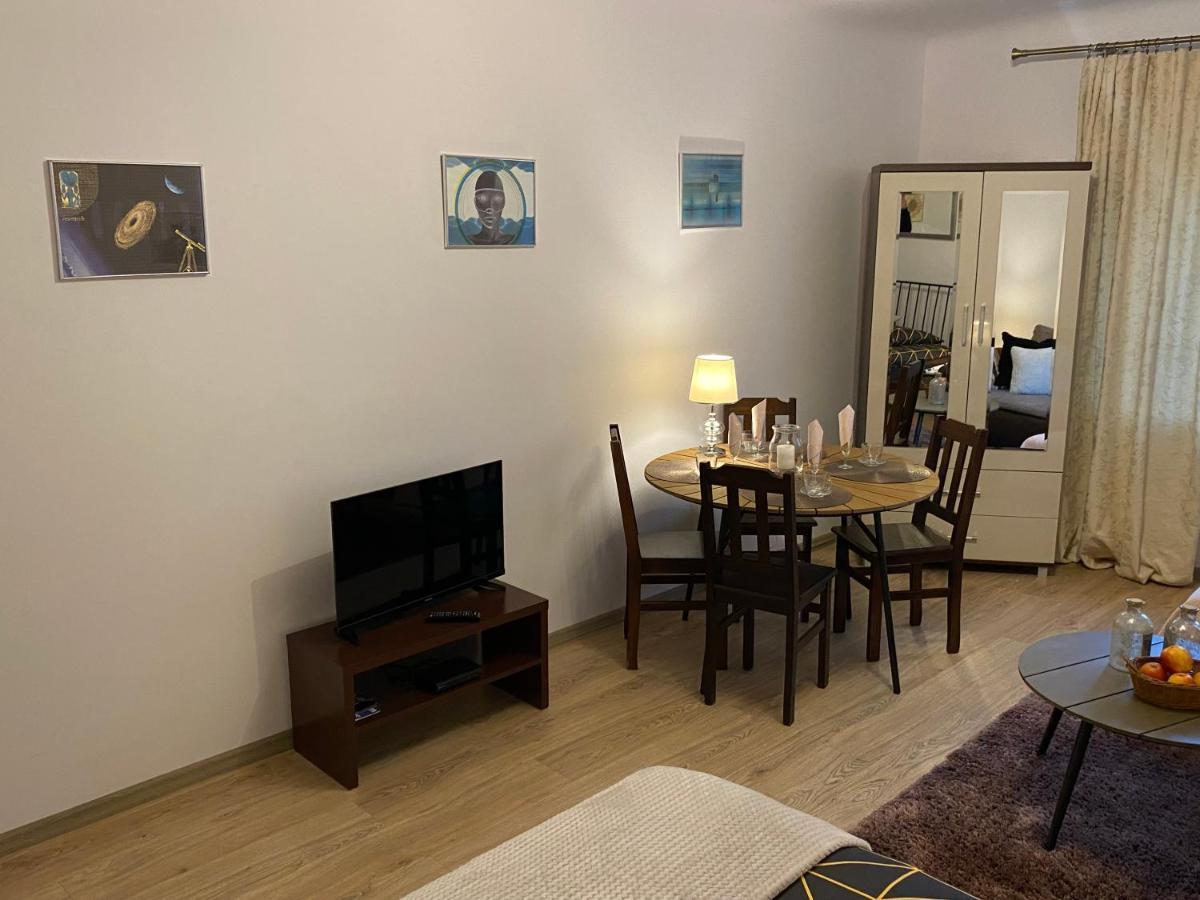 Apartament Arsenal Varsóvia Exterior foto